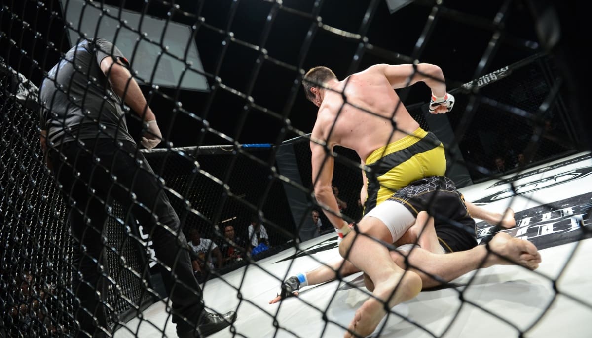 VeChain UFC aankondiging VeChain en UFC lanceren unieke ‘getokeniseerde handschoenen’