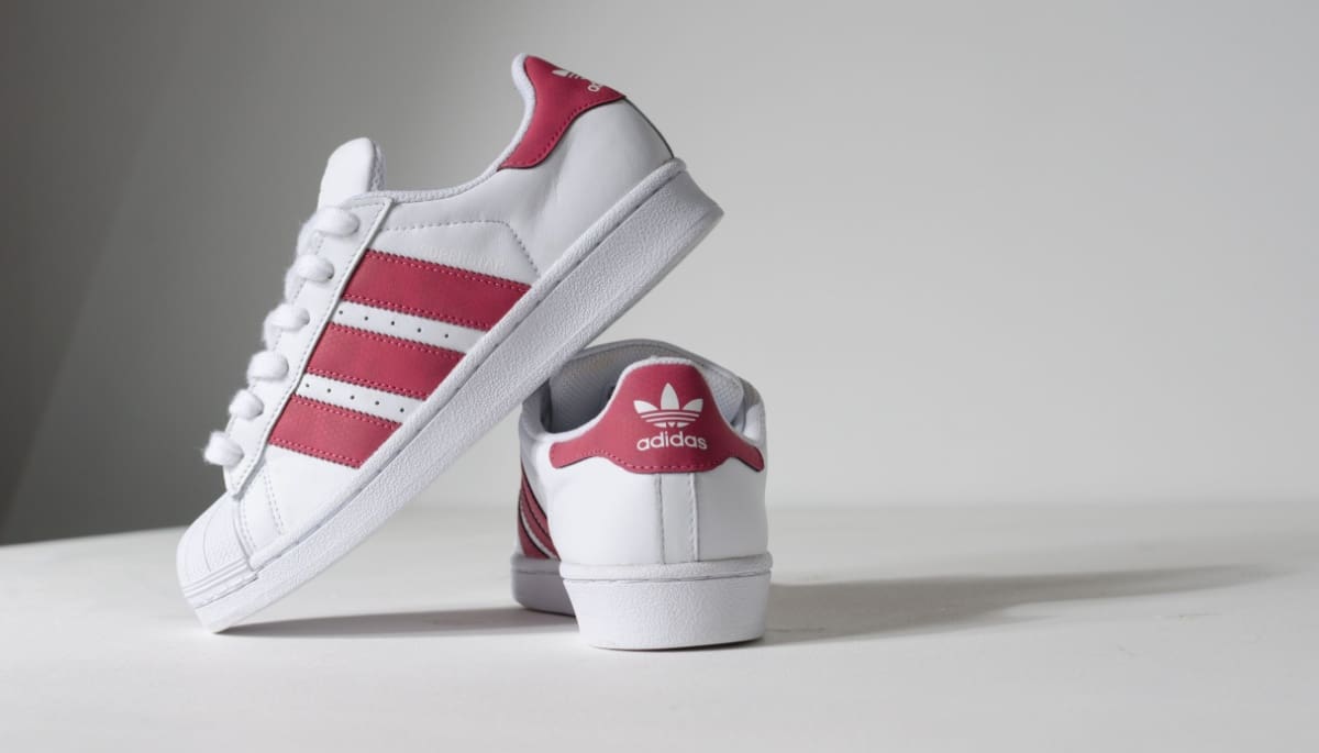 adidas-sneakers-op-solana Adidas lanceert sneakers op Solana, en dit is het prijskaartje