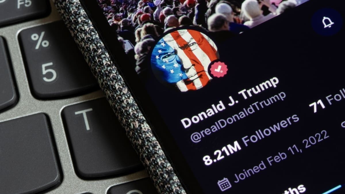 Bitcoin und Altcoins fallen nach Trumps Aussage zu iranischem Friedensvorschlag Bitcoin und Altcoins fallen nach Trumps Aussage zu iranischem Friedensvorschlag
