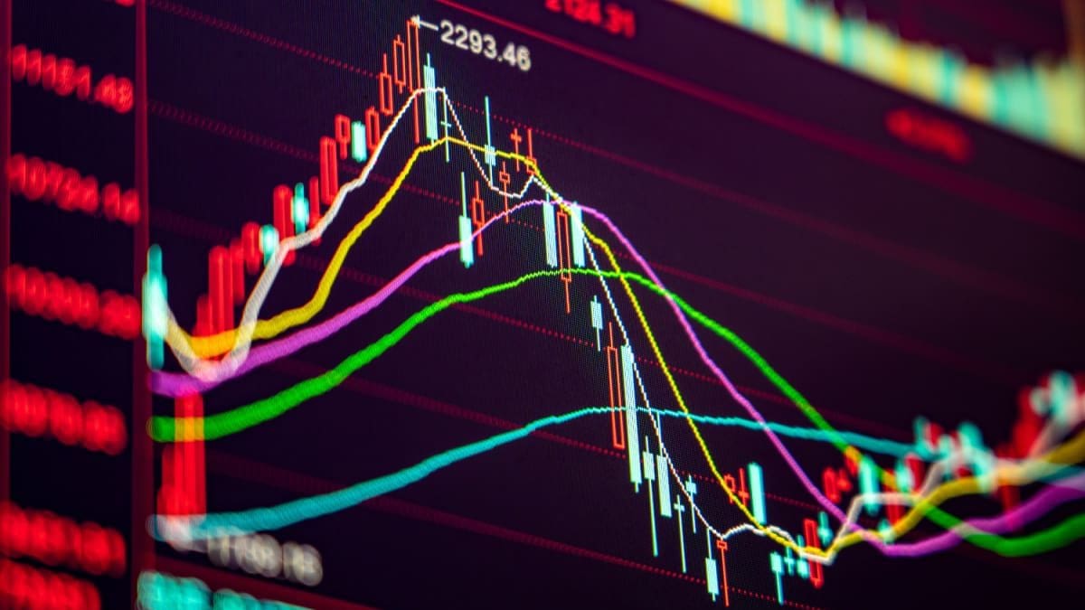 Een afbeelding van een koers die een daling inzet na een top te hebben gebruikt, met crypto_aandeel marktdata Een afbeelding van een koers die een daling inzet na een top te hebben gebruikt, met crypto_aandeel marktdata