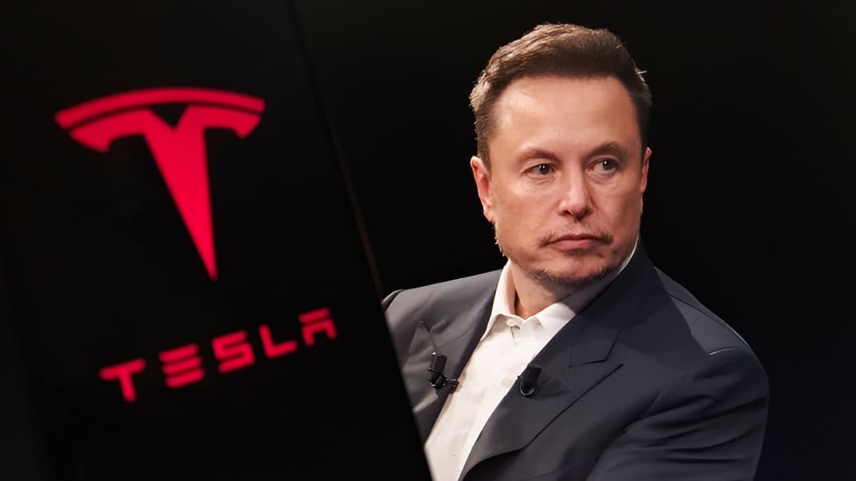 Elon Musks Tesla verliert Millionen mit Bitcoin, aber Aktie steigt Elon Musks Tesla verliert Millionen mit Bitcoin, aber Aktie steigt