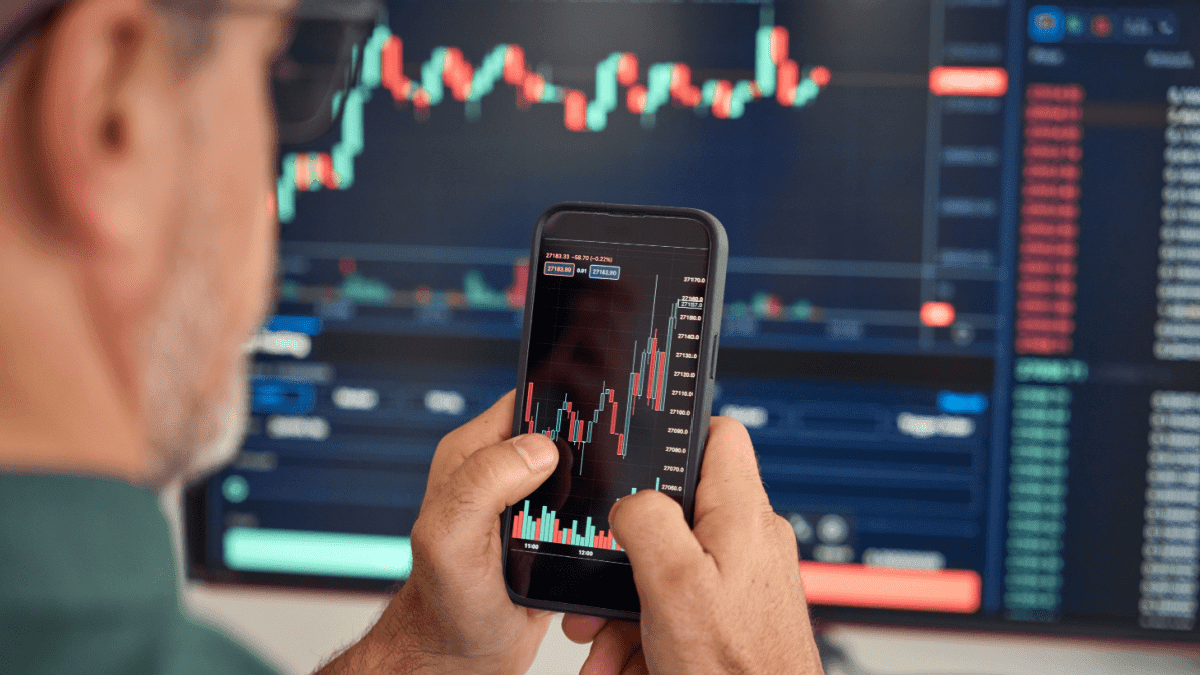 Bitcoin-Kurs erholt sich vorsichtig, aber XLM schießt um 20 % nach oben Bitcoin-Kurs erholt sich vorsichtig, aber XLM schießt um 20 % nach oben