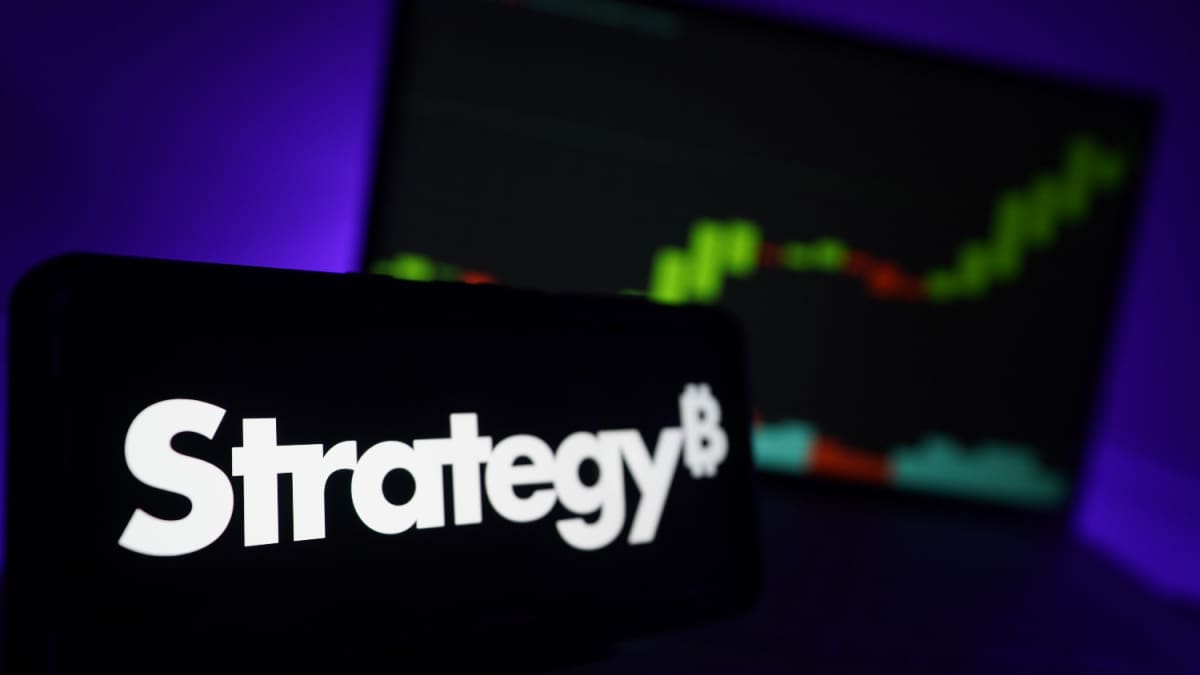 Angst vor Bitcoin-Verkäufen bei Strategy „unnötig“ – Reaktionen gehen auseinander Angst vor Bitcoin-Verkäufen bei Strategy „unnötig“ – Reaktionen gehen auseinander